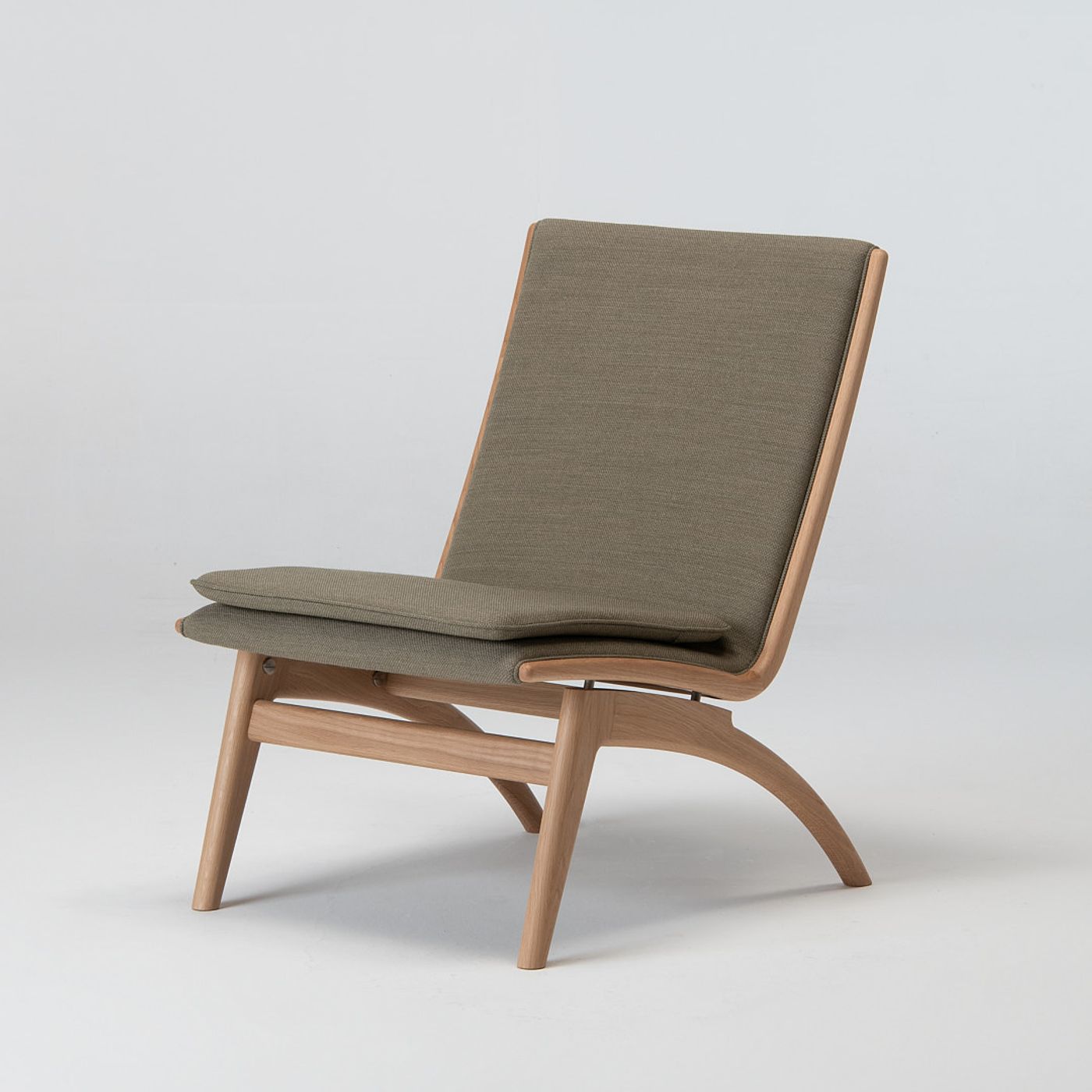 Gaze Lounge Chair designed by Anker Bak and produced by Takumi Kohgei.