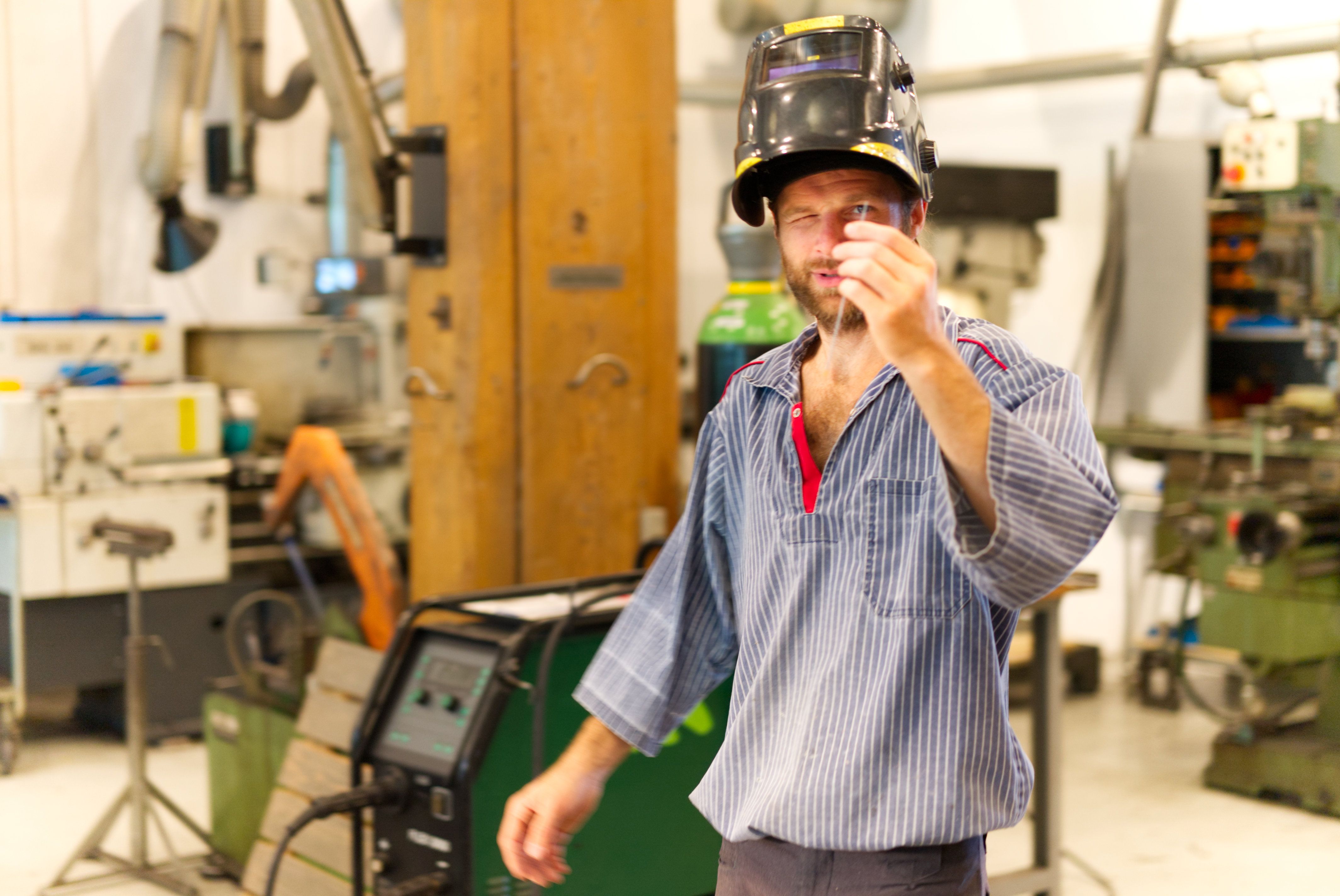 Designer Anker Bak welding