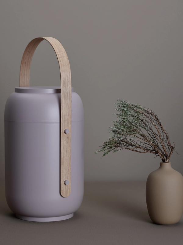 Minimalist modern urn by Anker Bak for Völsing KG