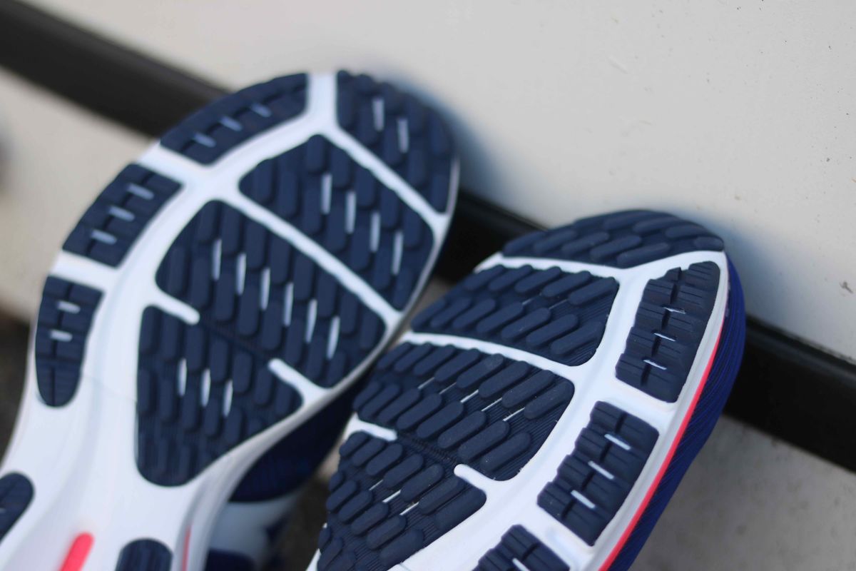 TEST MIZUNO WAVE RIDER 24