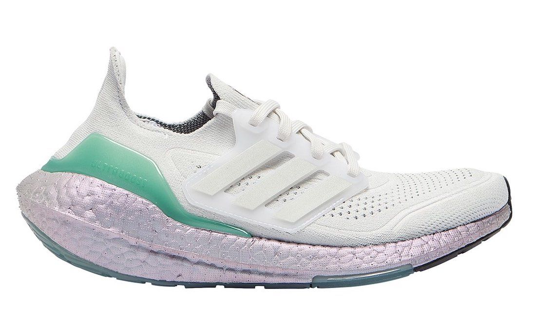 ULTRABOOST 21
