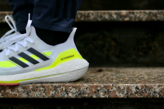 TEST ADIDAS RUNNING UB21 BOOST