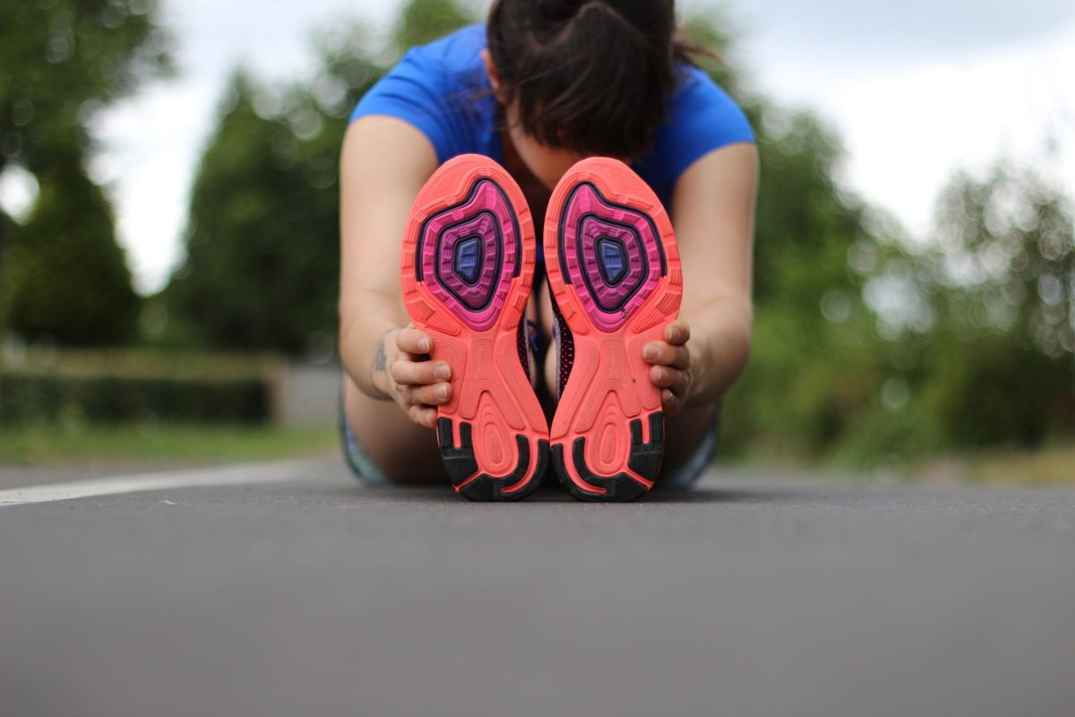 Nike LunarGlide 7 Women Stable Running shoes 747356-500 Color : Grand Purple/Sunset Glow/Hot Lava/White Stability