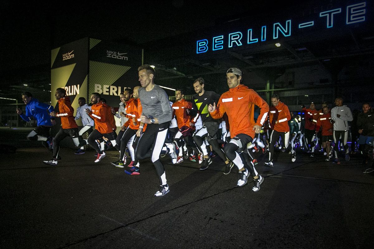 10_141105_Nike_Zoom_Structure_first_selection16