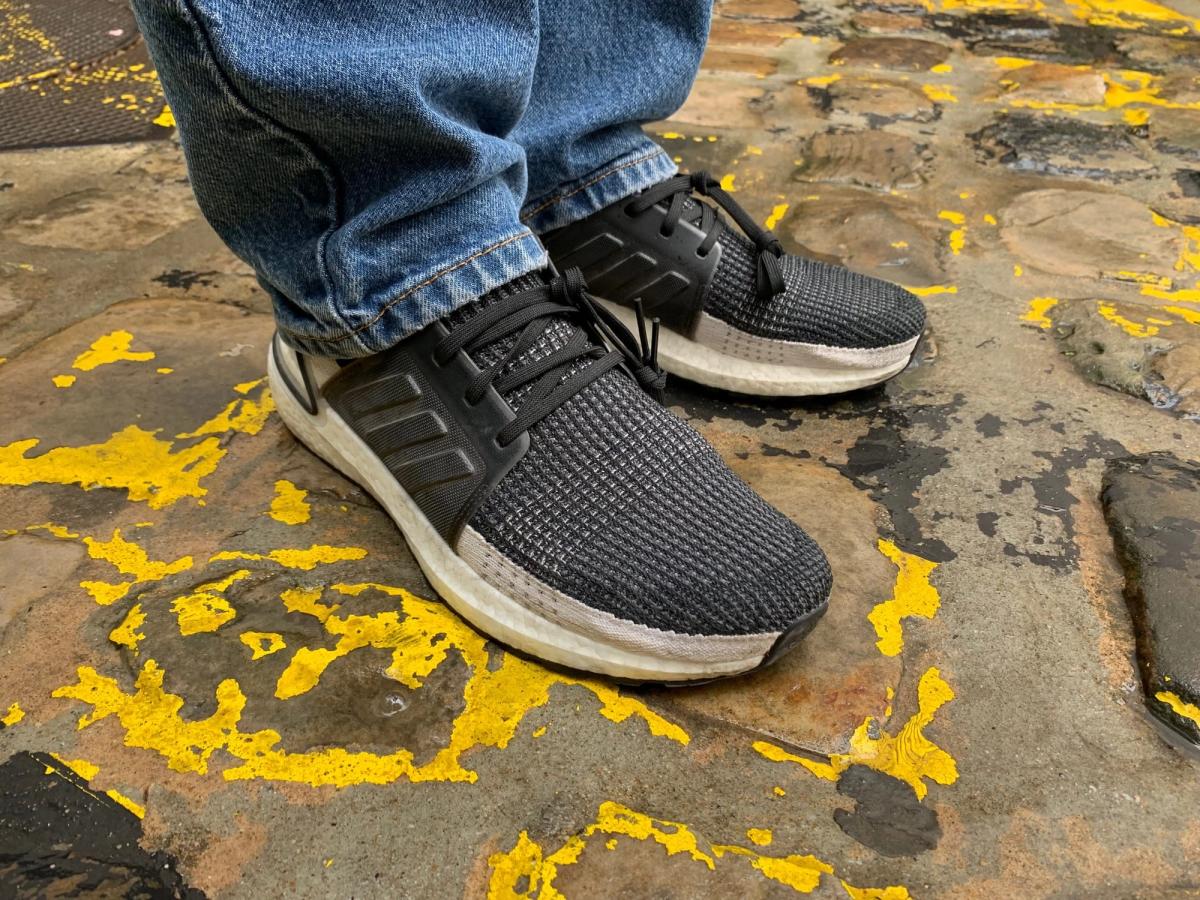 UltraBoost 19