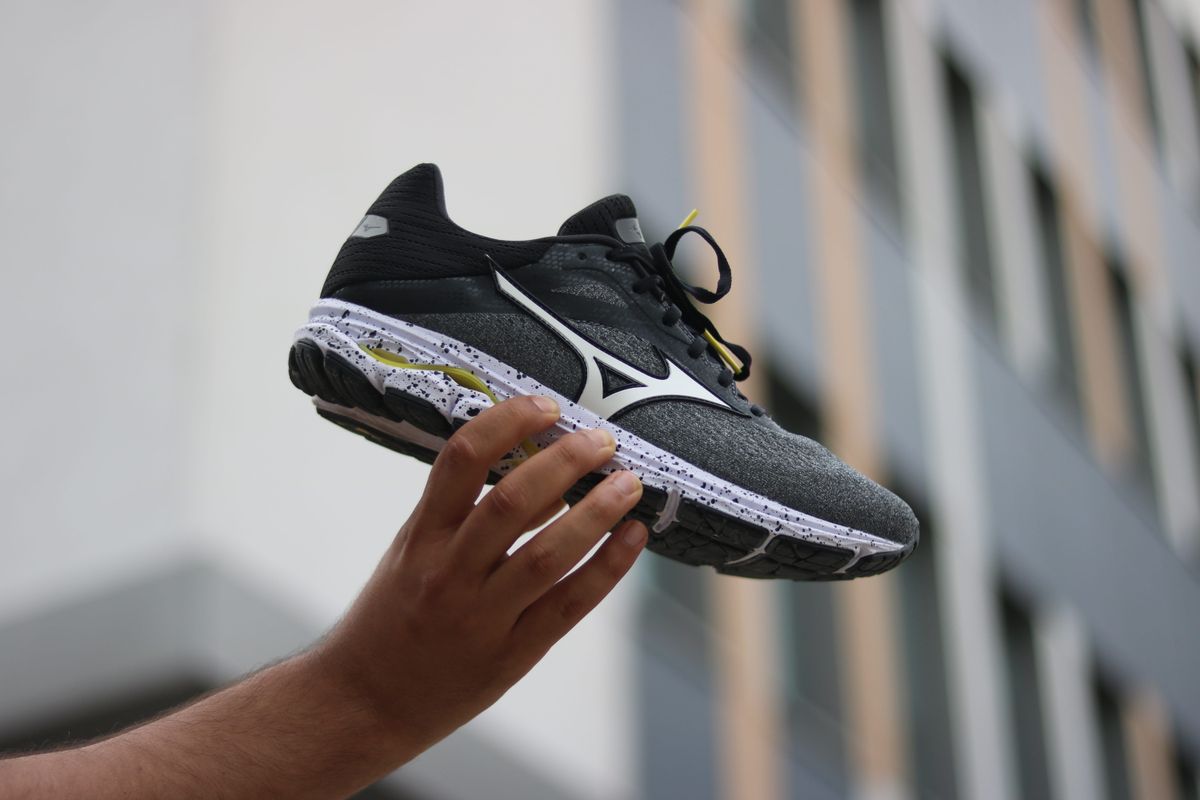 TEST MIZUNO WAVE RIDER 23
