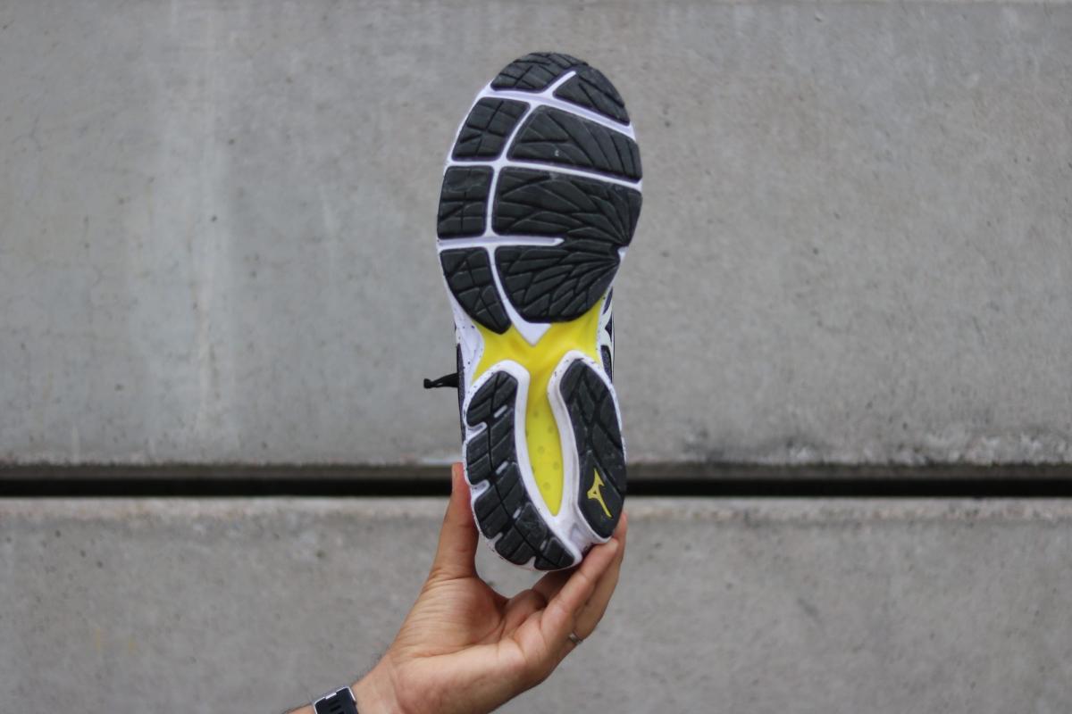 TEST MIZUNO WAVE RIDER 23