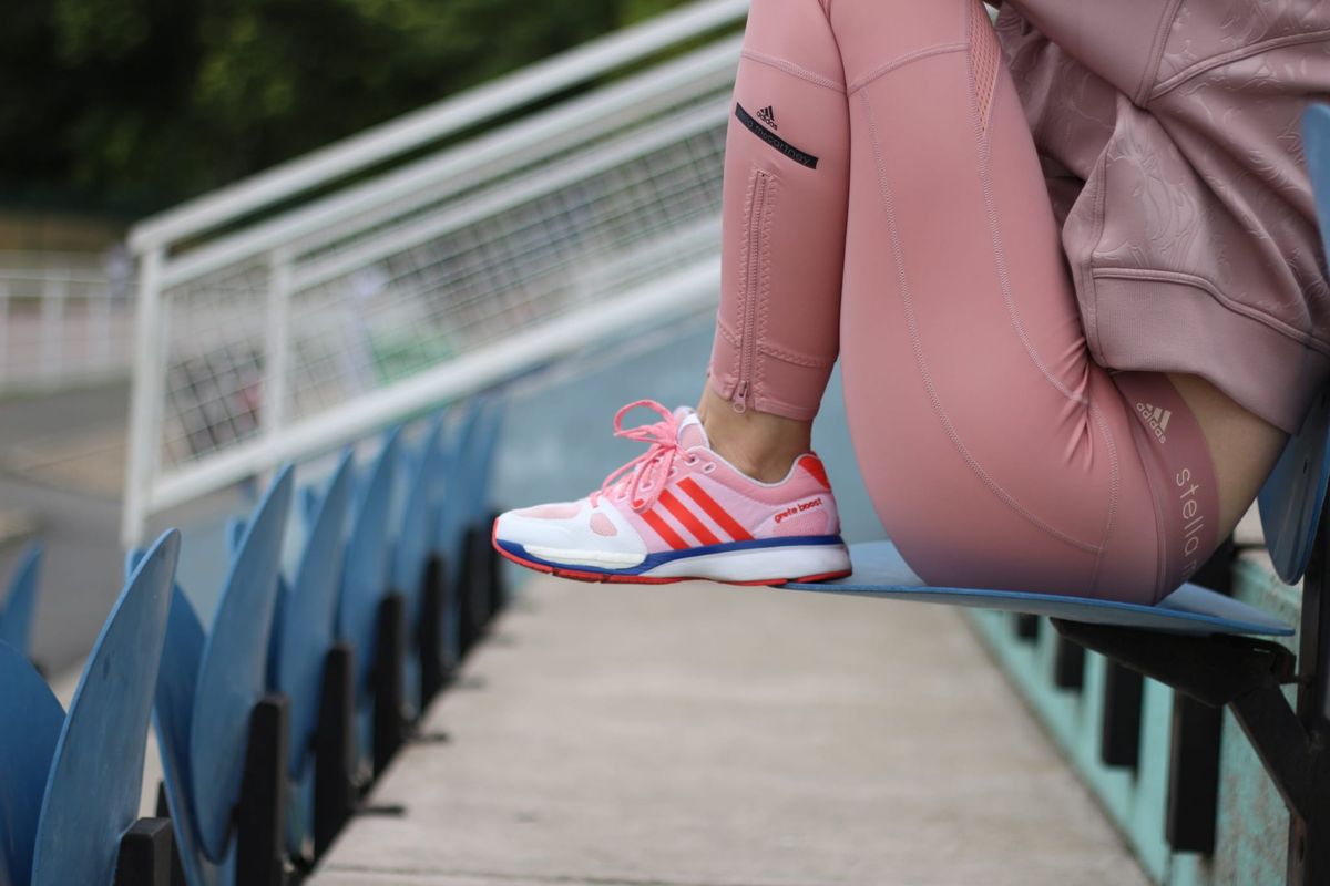 ADIDAS  AKTIV GRETE 30 BOOST