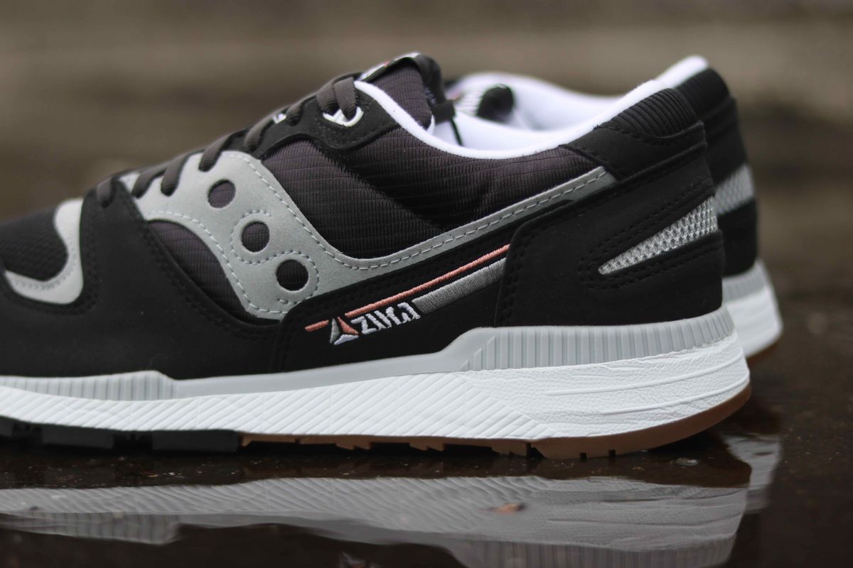 CONCOURS SAUCONY Kinvara 11 blackout black out azura