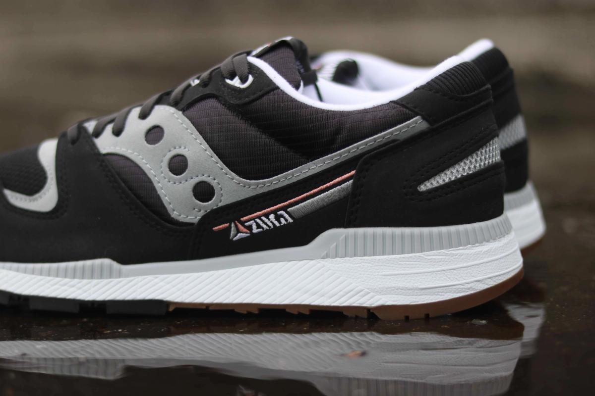 CONCOURS SAUCONY Kinvara 11 blackout black out azura
