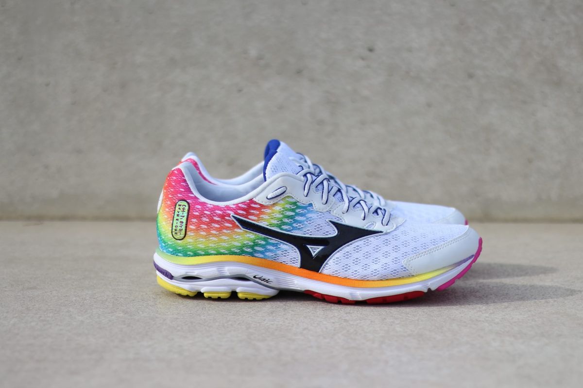 MIZUNO WAVE RIDER 18 OSAKA MARATHON