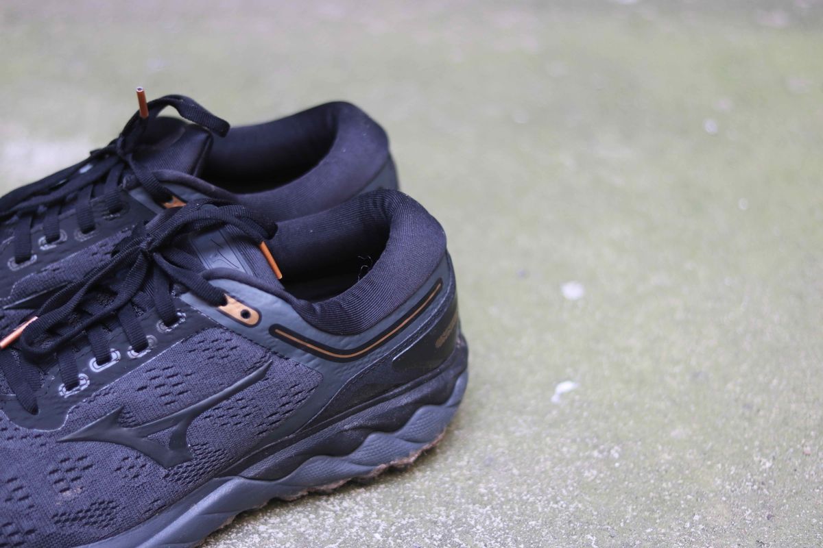 TEST Mizuno wave skyrise