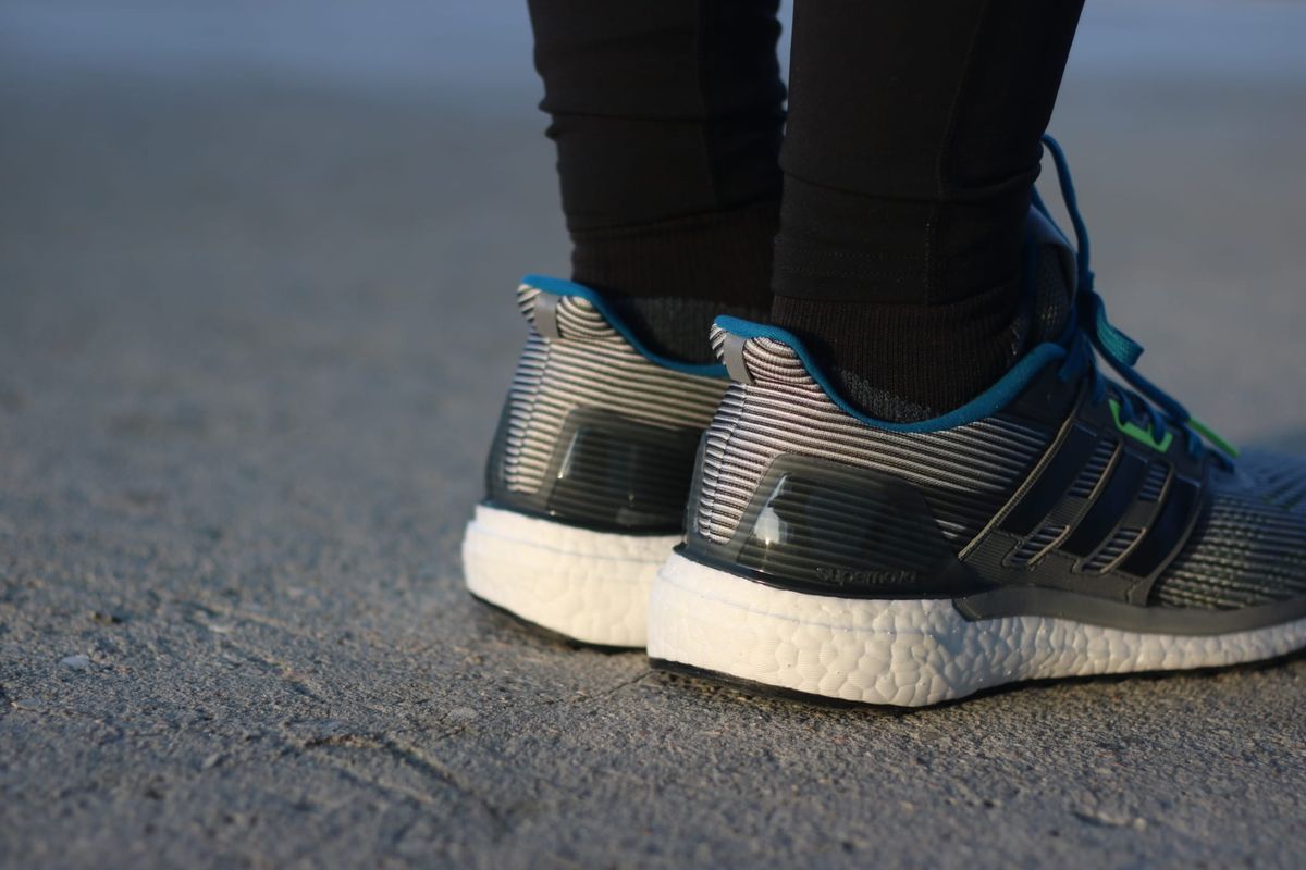 adidas running supernova chaussure run dynamique Couleur Vista Grey/Core Black/Unity Blue BA9933 Lgh Solid Grey/Footwear White/Medium Grey Heather Solid Grey BA9937