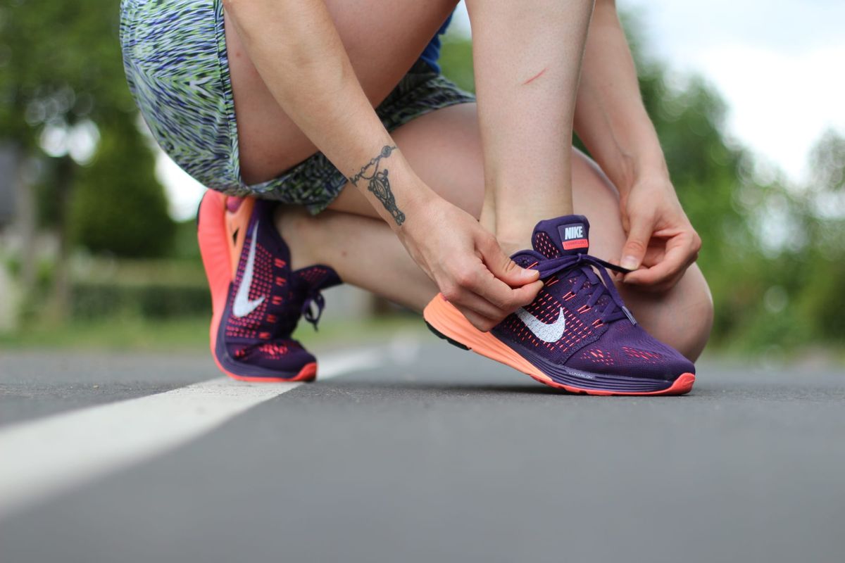 Nike LunarGlide 7 Women Stable Running shoes 747356-500 Color : Grand Purple/Sunset Glow/Hot Lava/White Stability