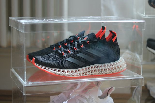 ADIDAS 4D FWD