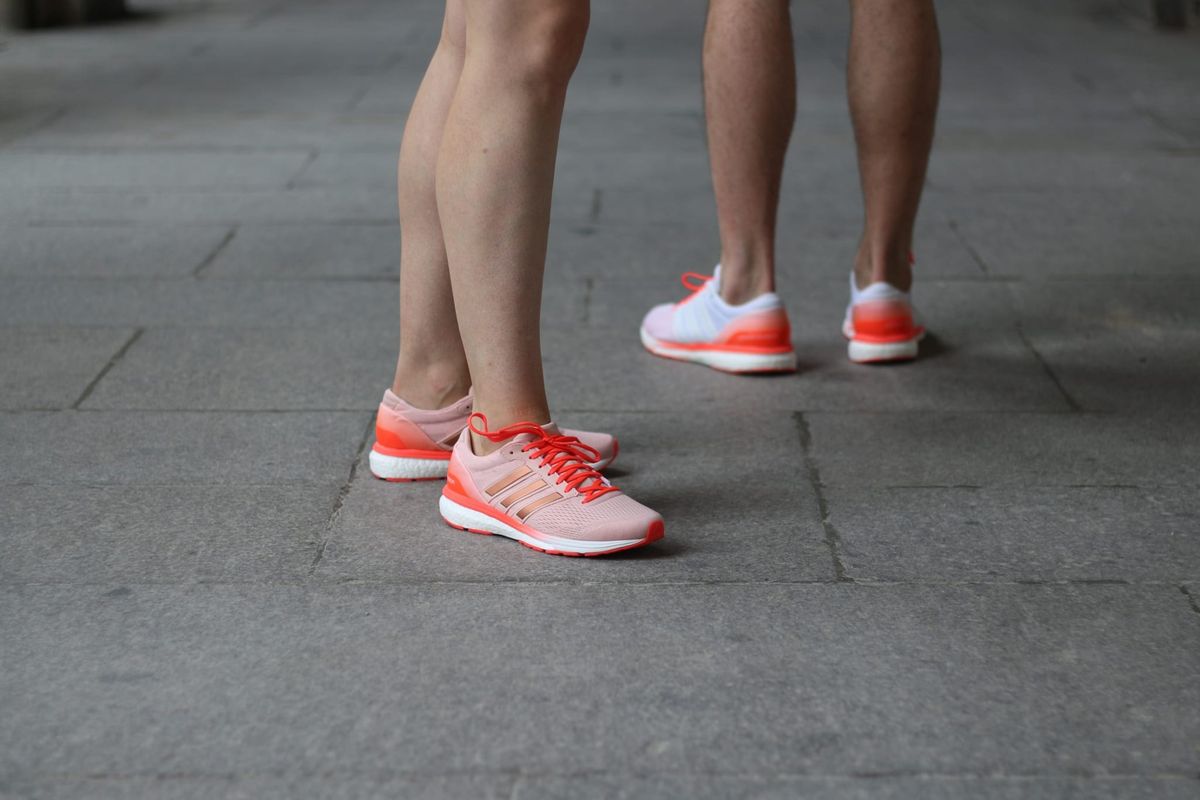 adidas running adizero boston boost Couleur White/ White/Solar Red (AQ5990)  Couleur Vapour Pink/Vapour Pink/Solar Red (AQ5993)