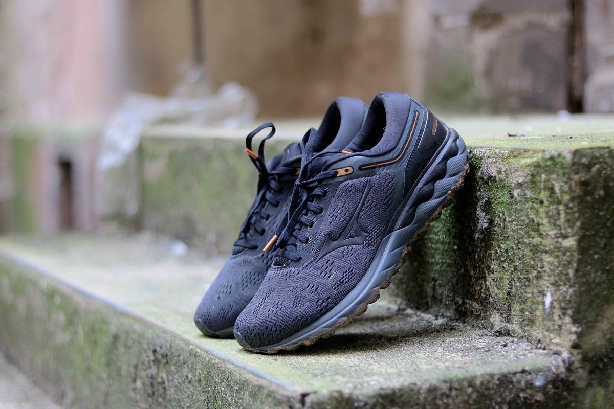 TEST Mizuno wave skyrise