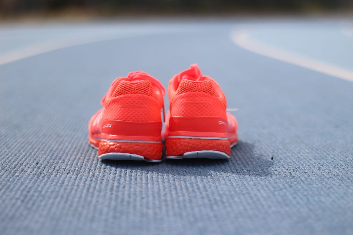 ADIDAS ADIZERO ADIOS BOOST COLOR RIO