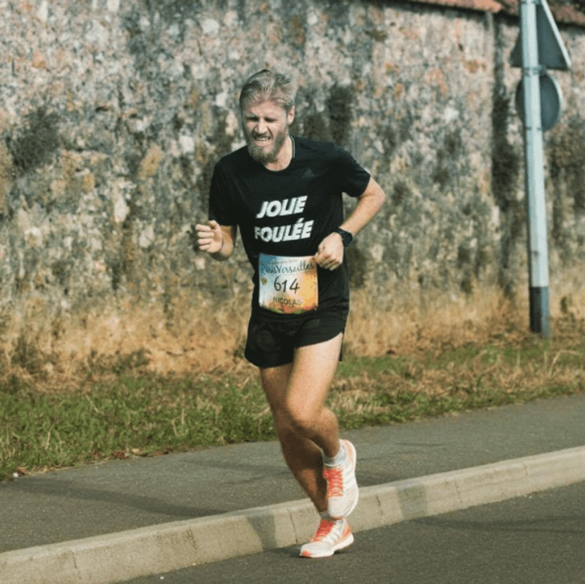 courir seul jolie foulée
