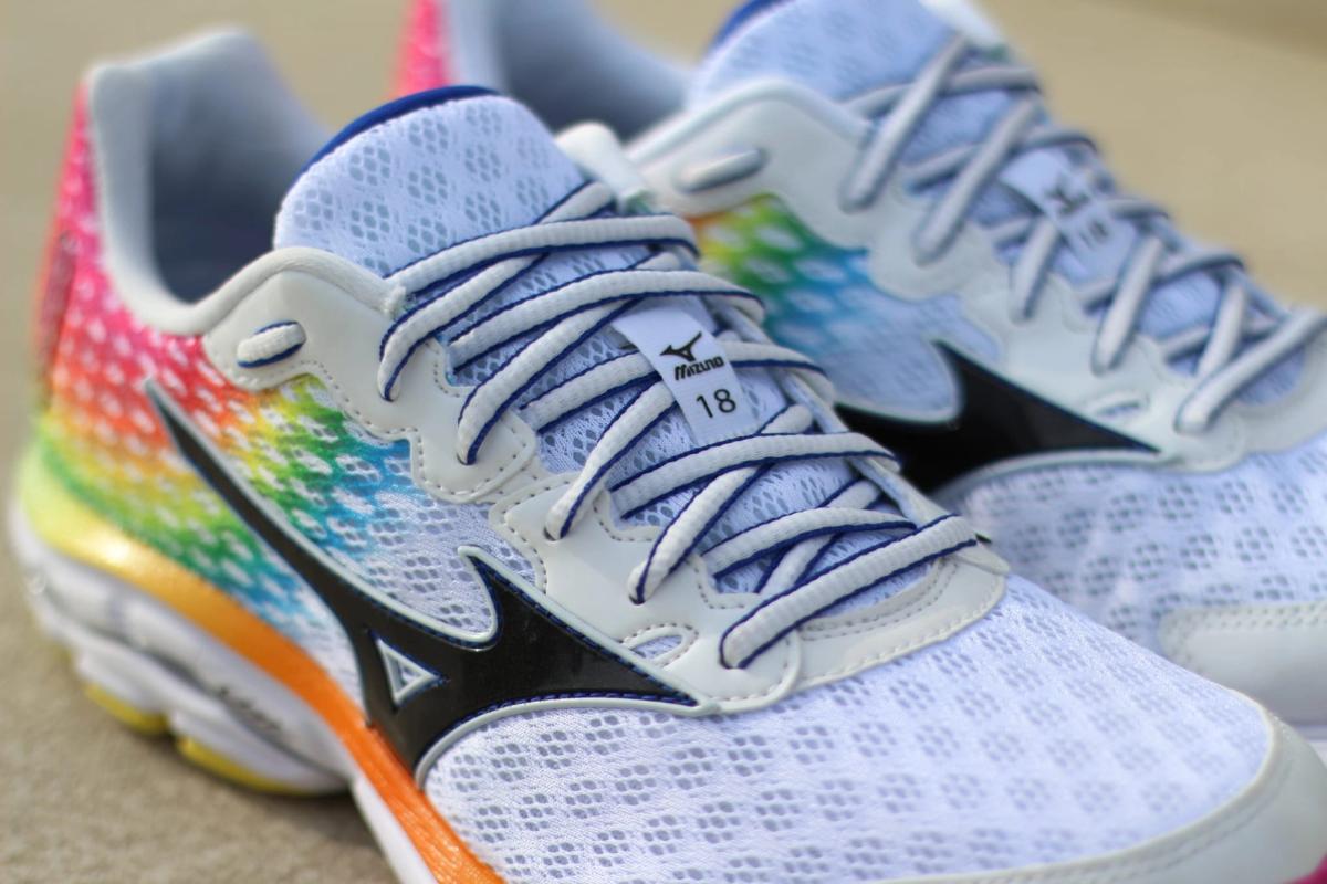 MIZUNO WAVE RIDER 18 OSAKA MARATHON