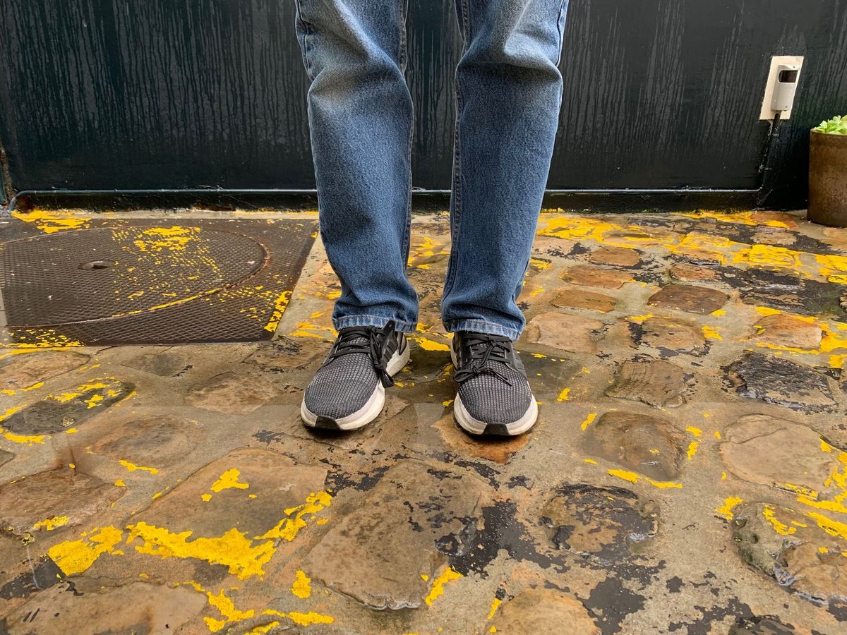 UB19