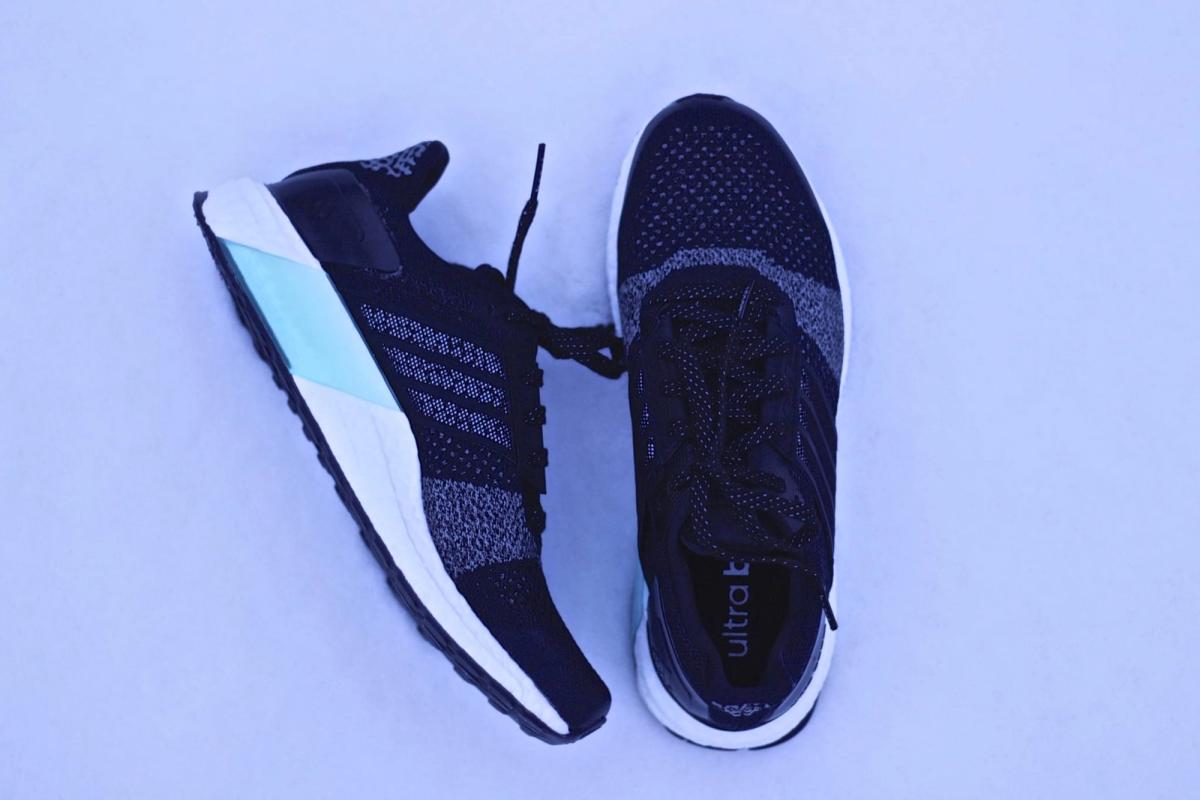 ULTRA BOOST ST GLOW