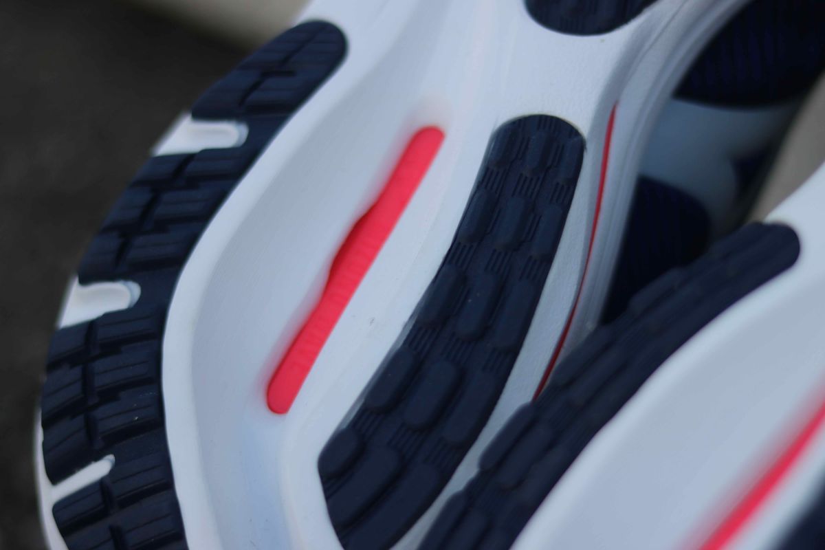 TEST MIZUNO WAVE RIDER 24