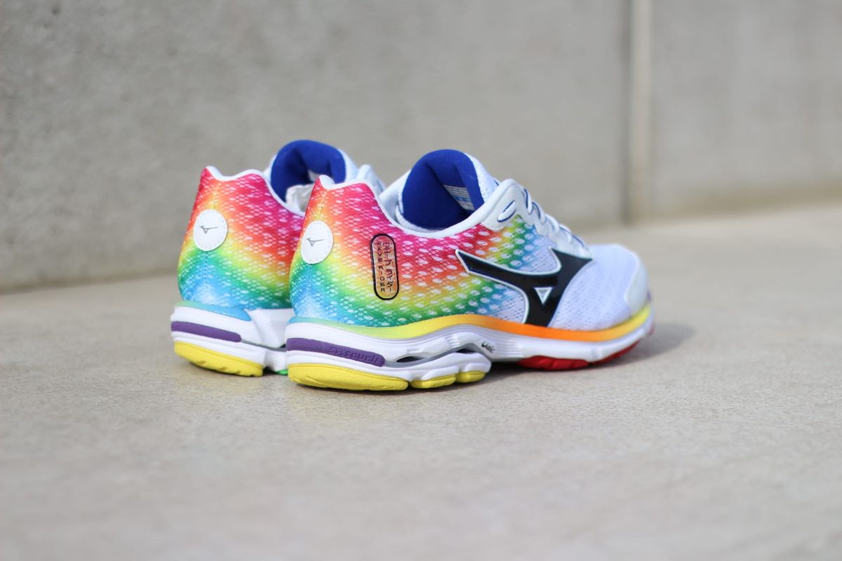 MIZUNO WAVE RIDER 18 OSAKA MARATHON
