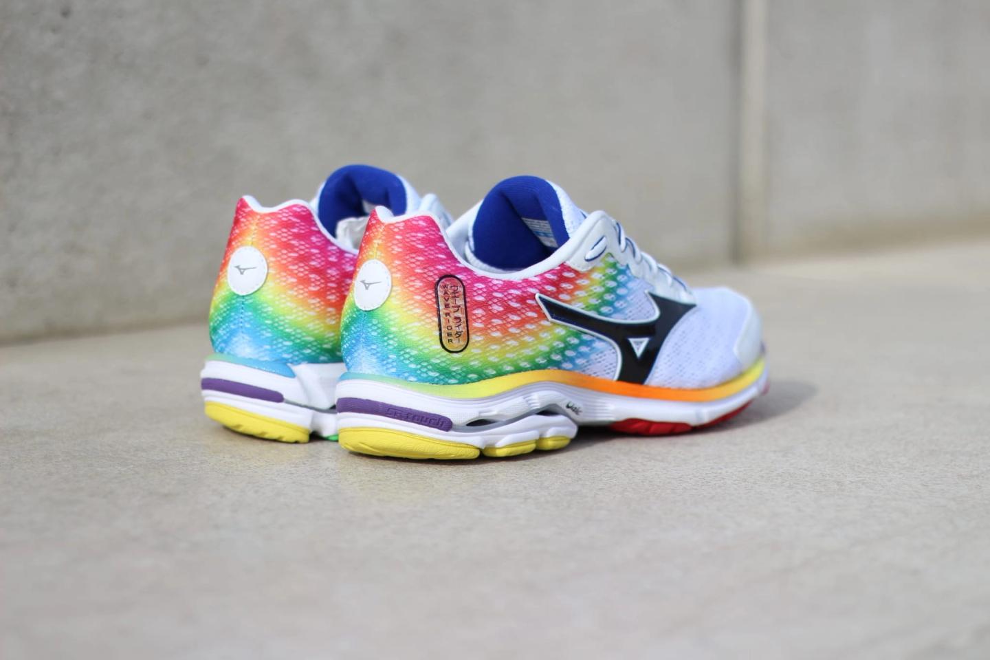 MIZUNO WAVE RIDER 18 OSAKA MARATHON
