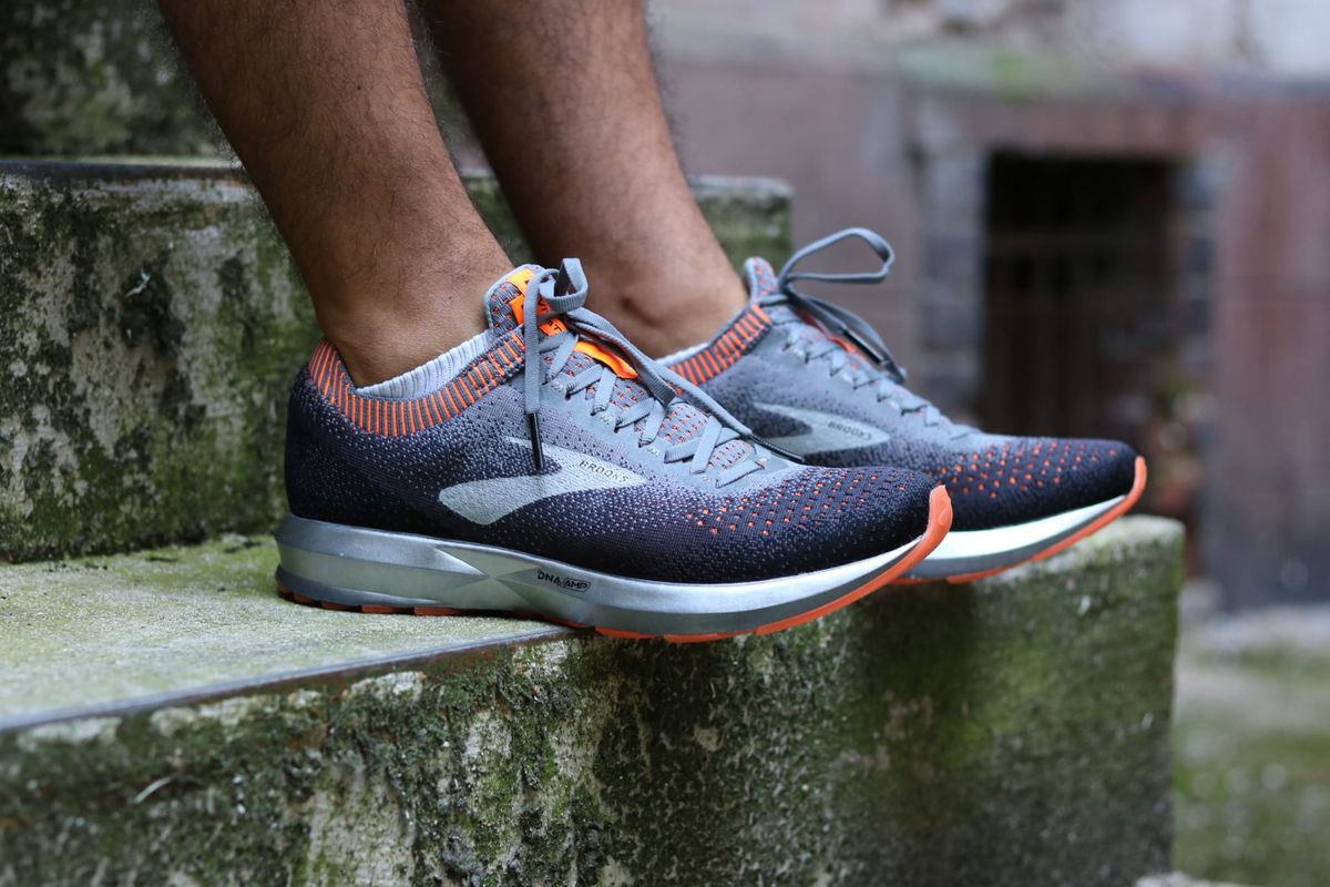 BROOKS LEVITATE 2 RUNNING DNA AMP KNIT
