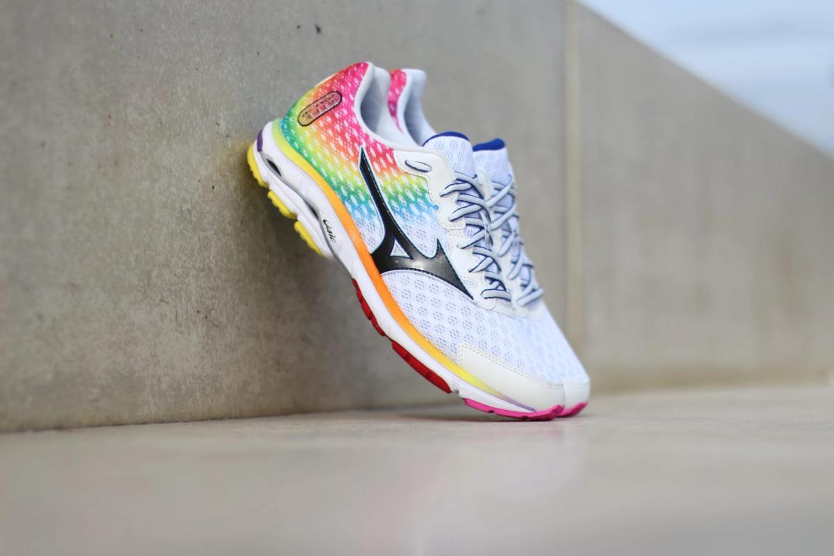 MIZUNO WAVE RIDER 18 OSAKA MARATHON