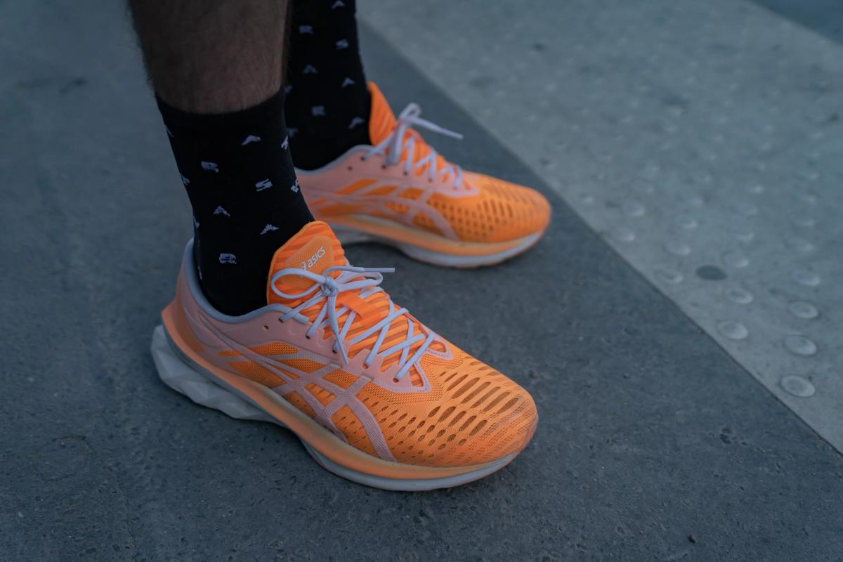 Asics Novablast
