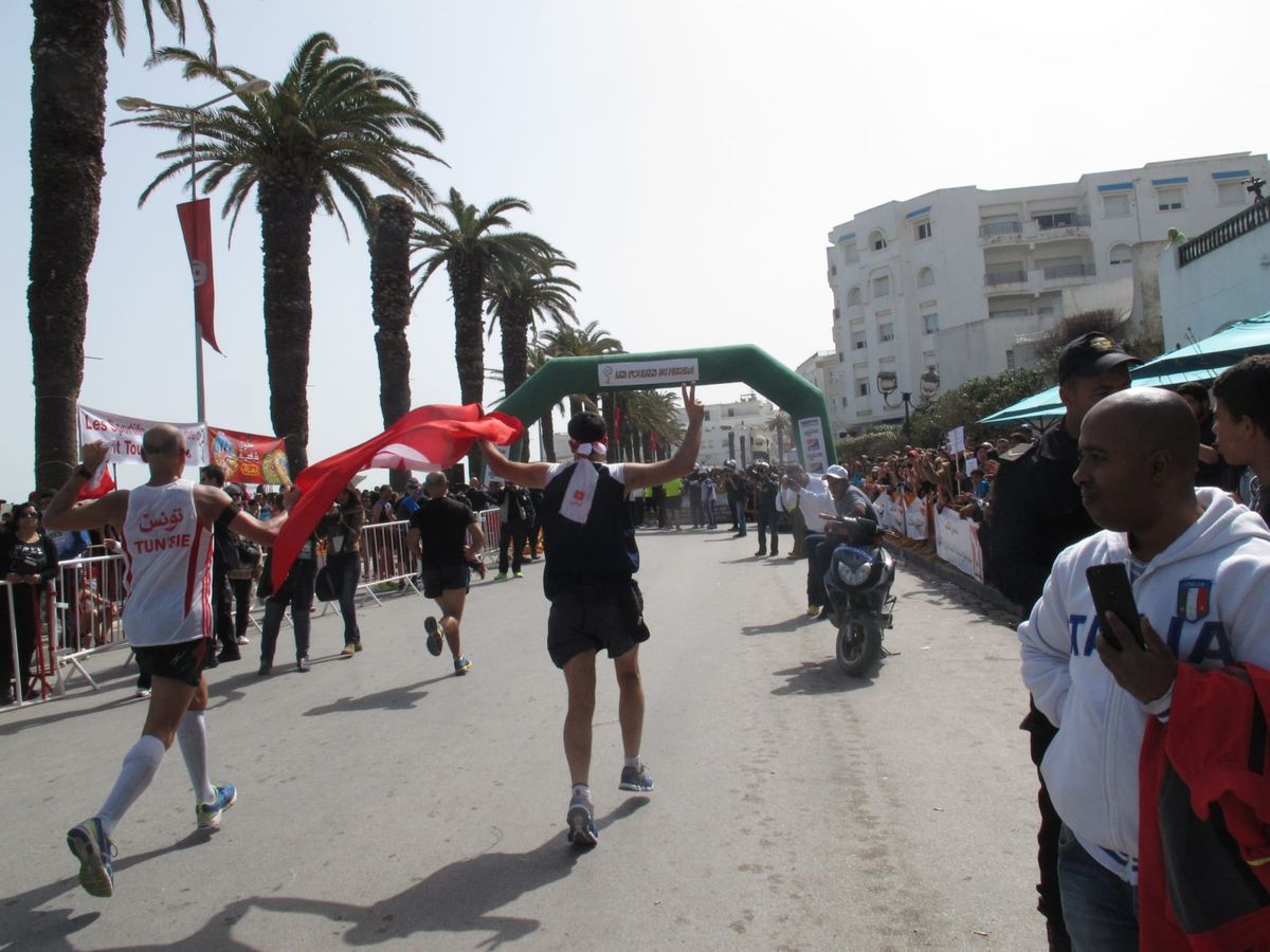 arrivée foulées megara tunis 2015
