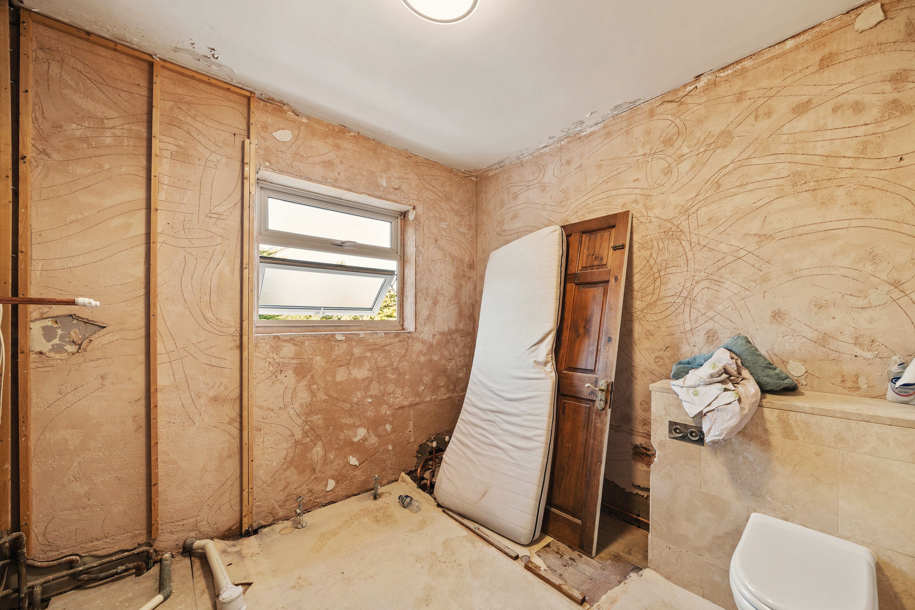 Bathroom before the work