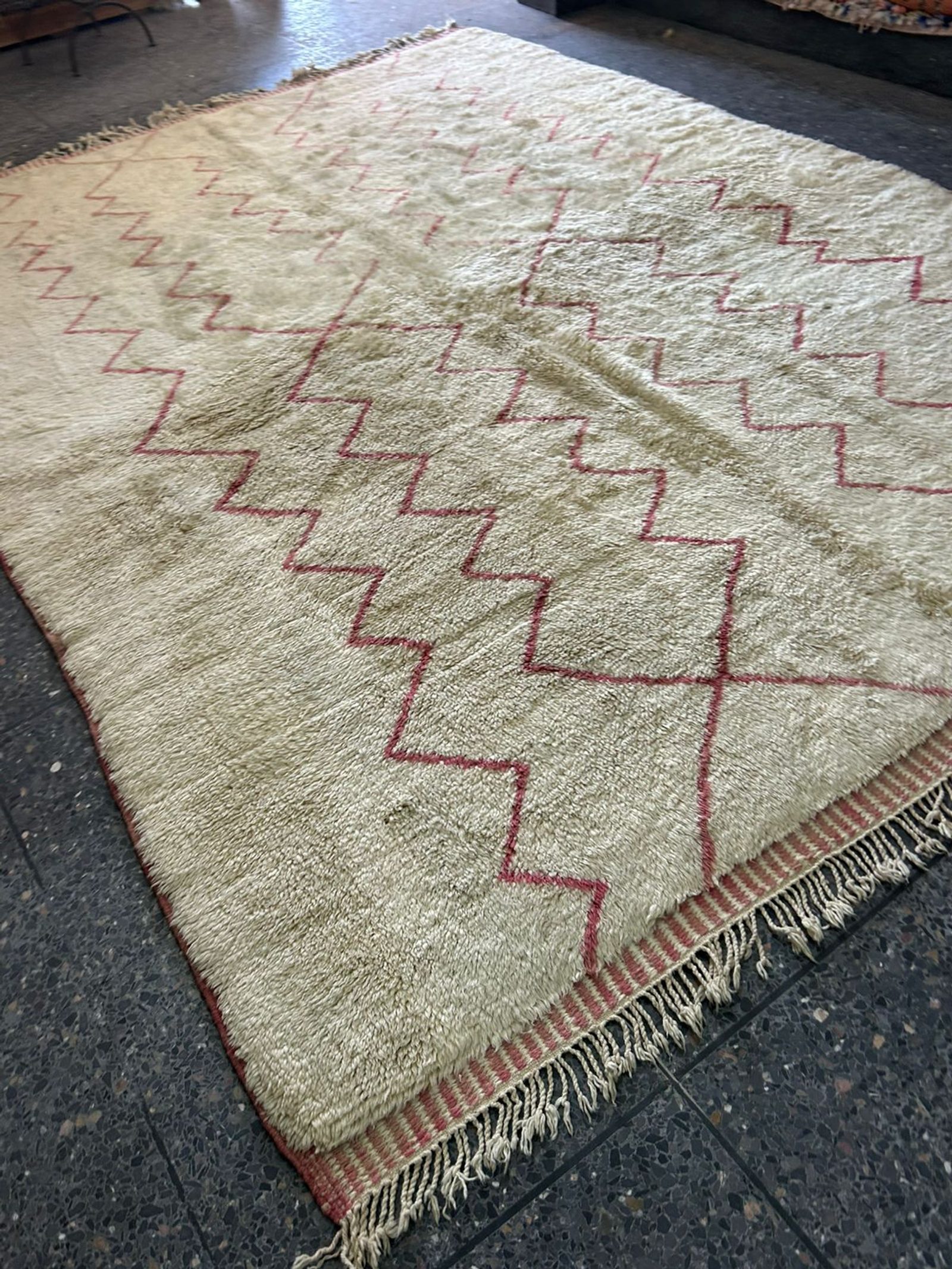 The "Rose Quartz" Chevron: Dual-Tone Handwoven Moroccan Wool Rug — view 3