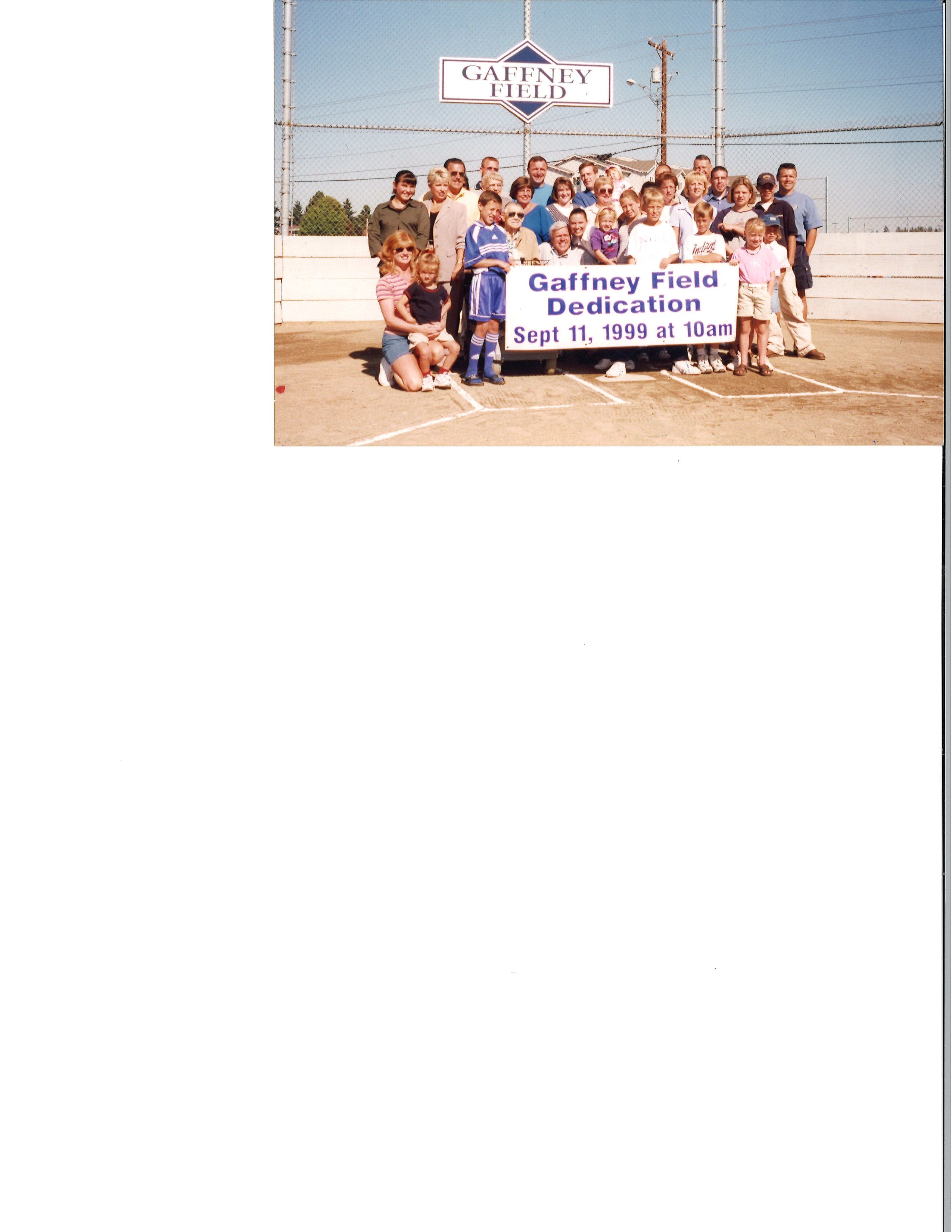 Gaffney family and community members at the 1999 Gaffney Field dedication