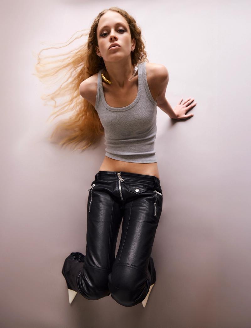 HardCOPY Magazine - Nick Thompson 16