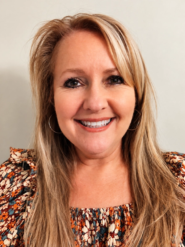 Nancy Csehoski headshot
