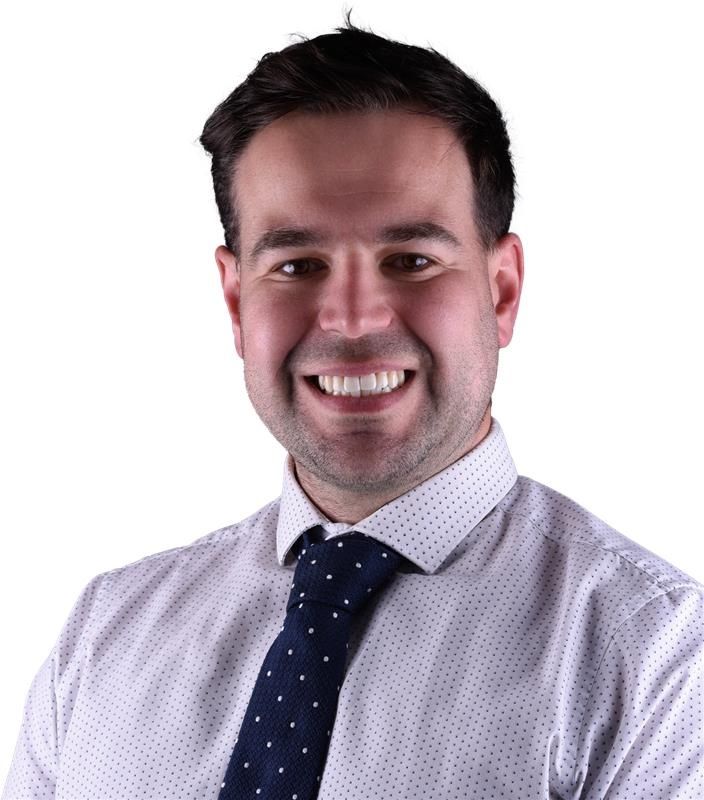 Luke  Dickinson Image