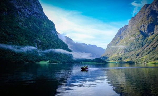 Into the Fjord