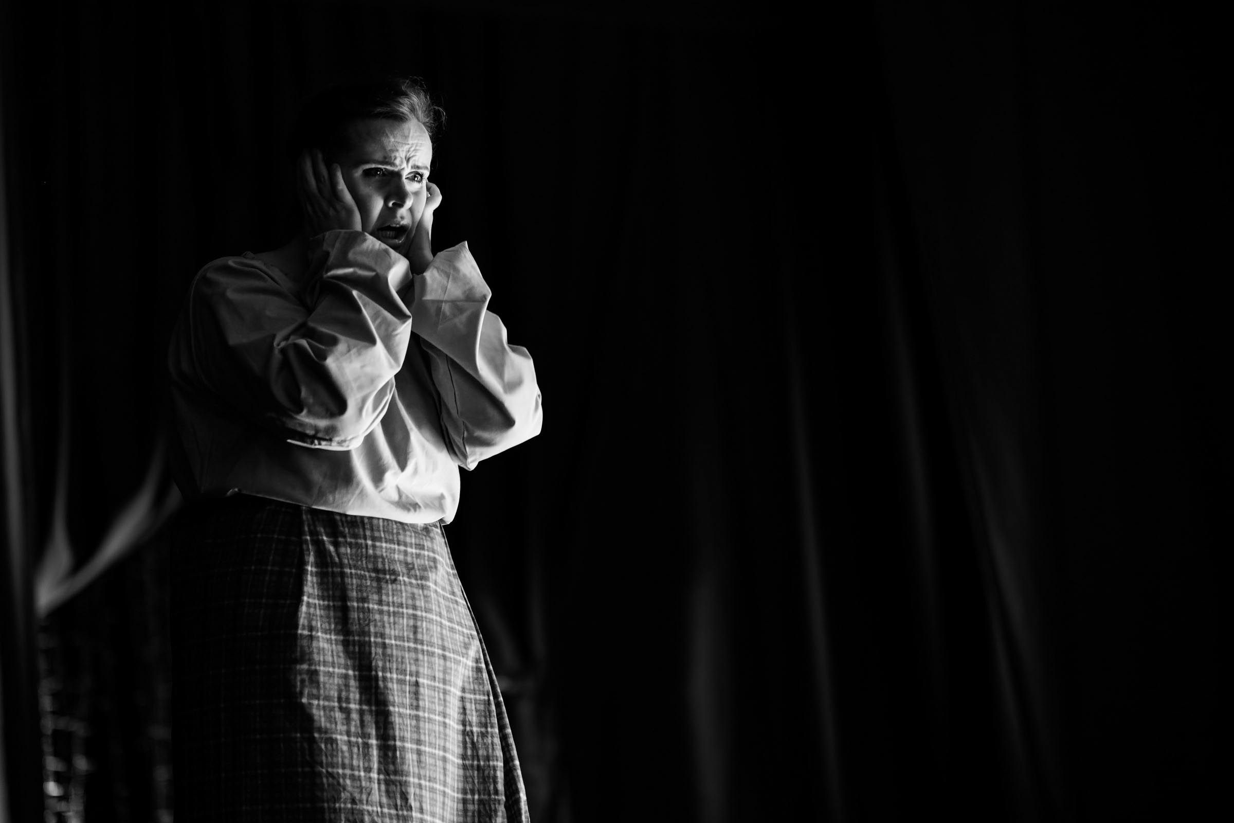 Theatrical scream