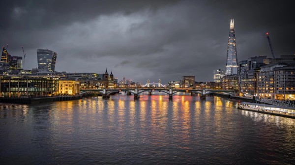 The Thames at Night