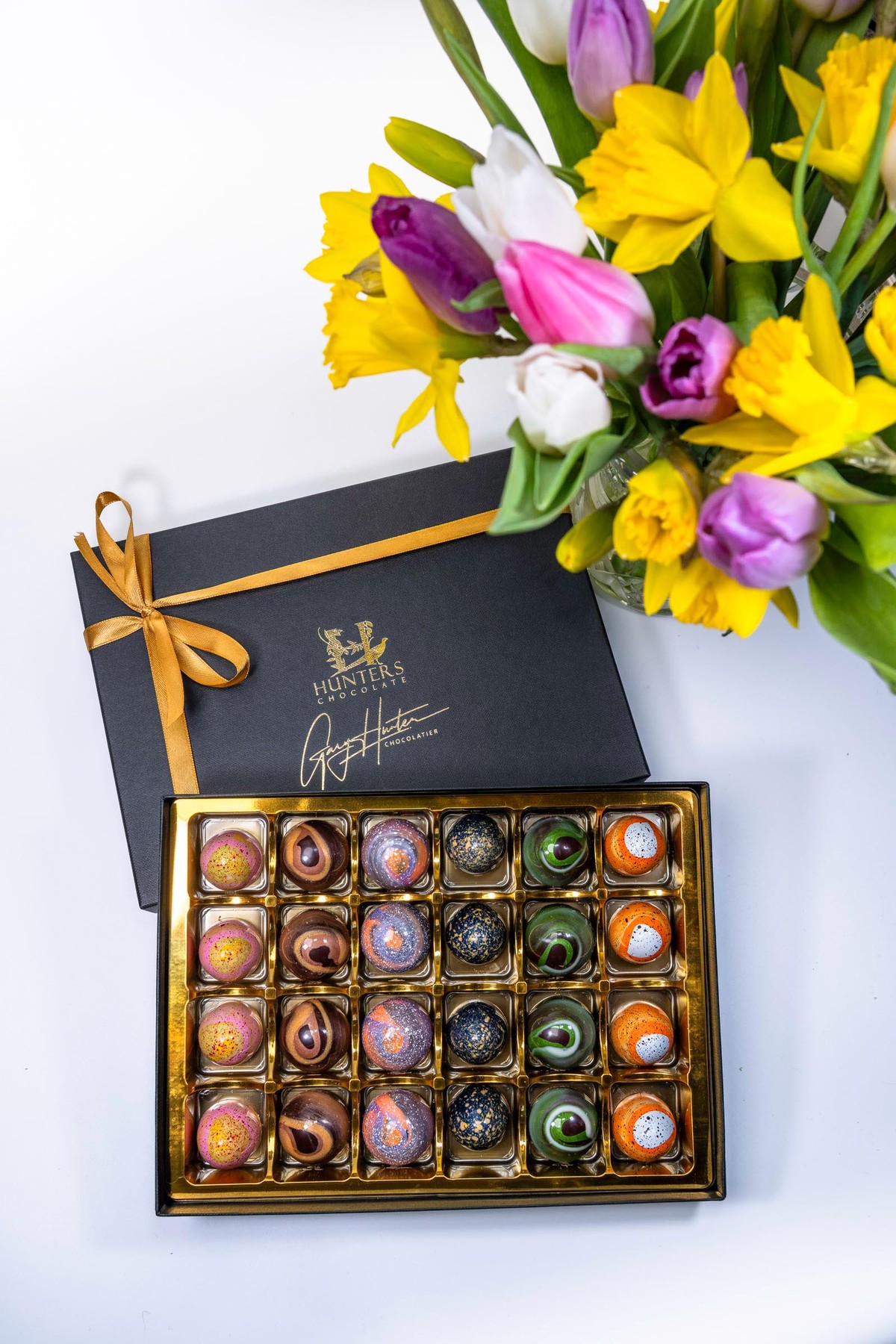 Hunters Chocolate — Black Box, Overhead
