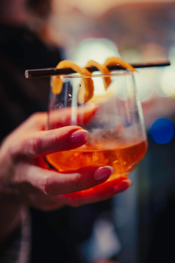 Aperol, Close