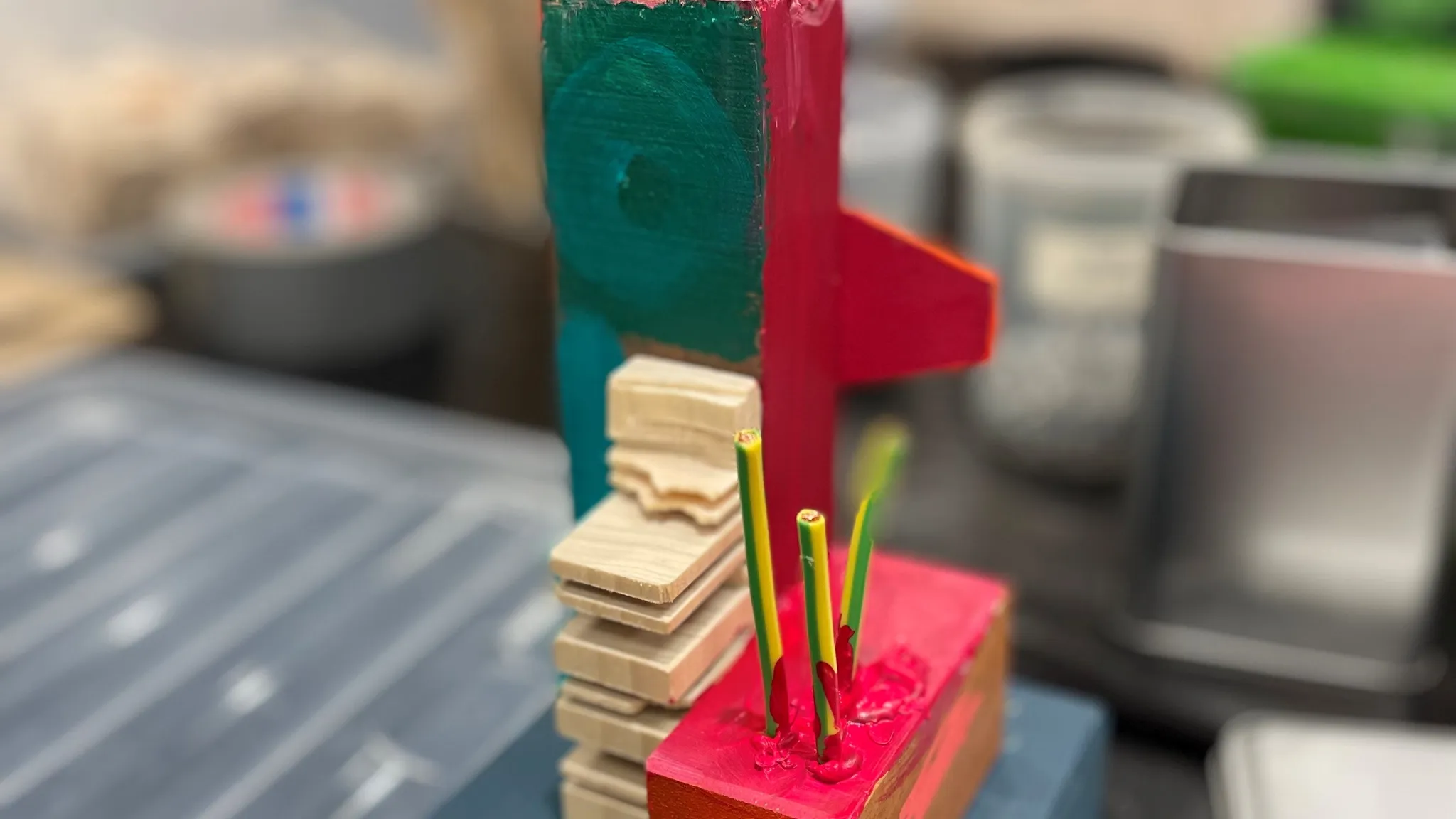 Barnsliga fredagar - Bygg en skulptur