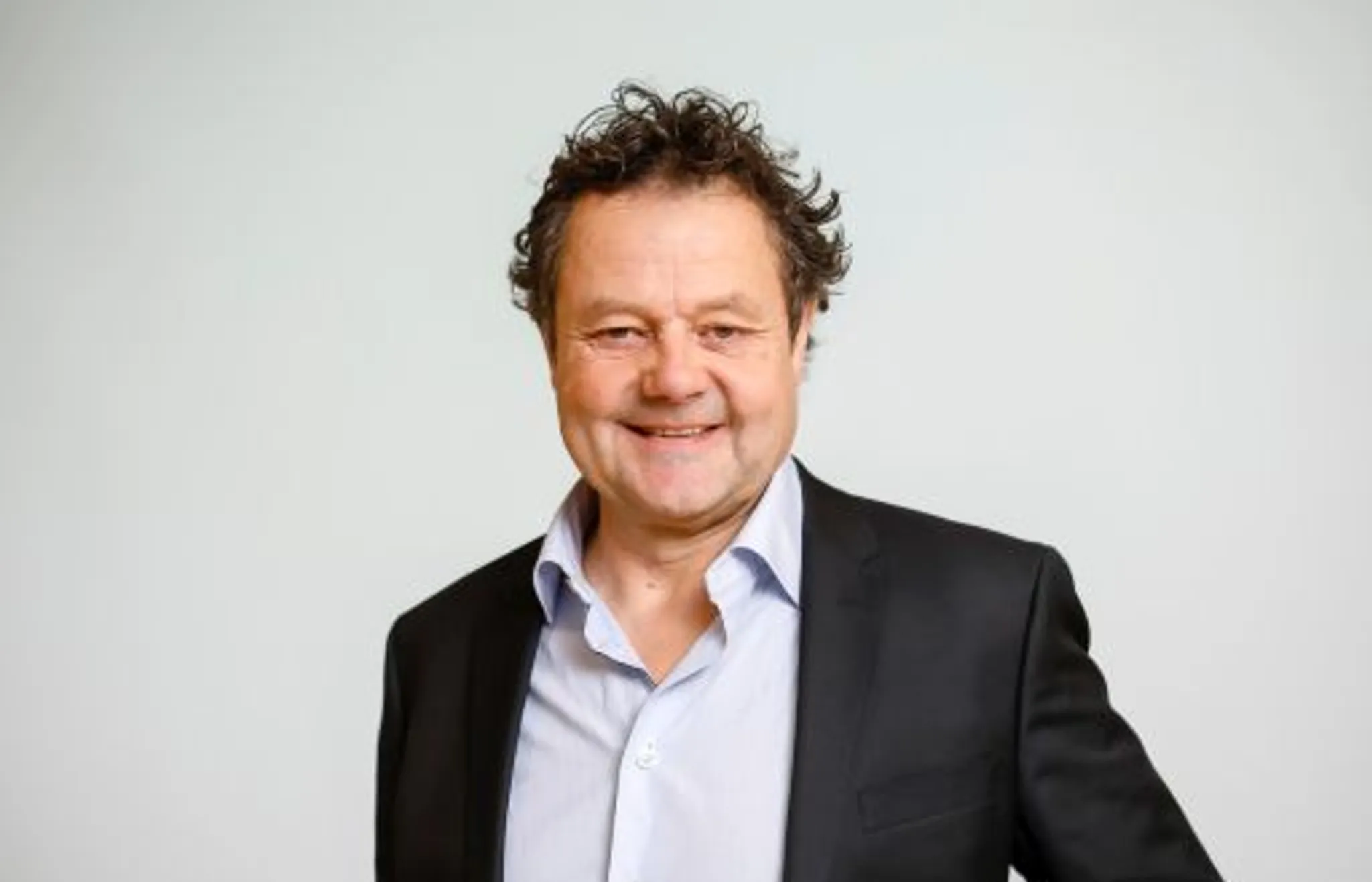 Solel, laddboxar och AI-styrda batterier
