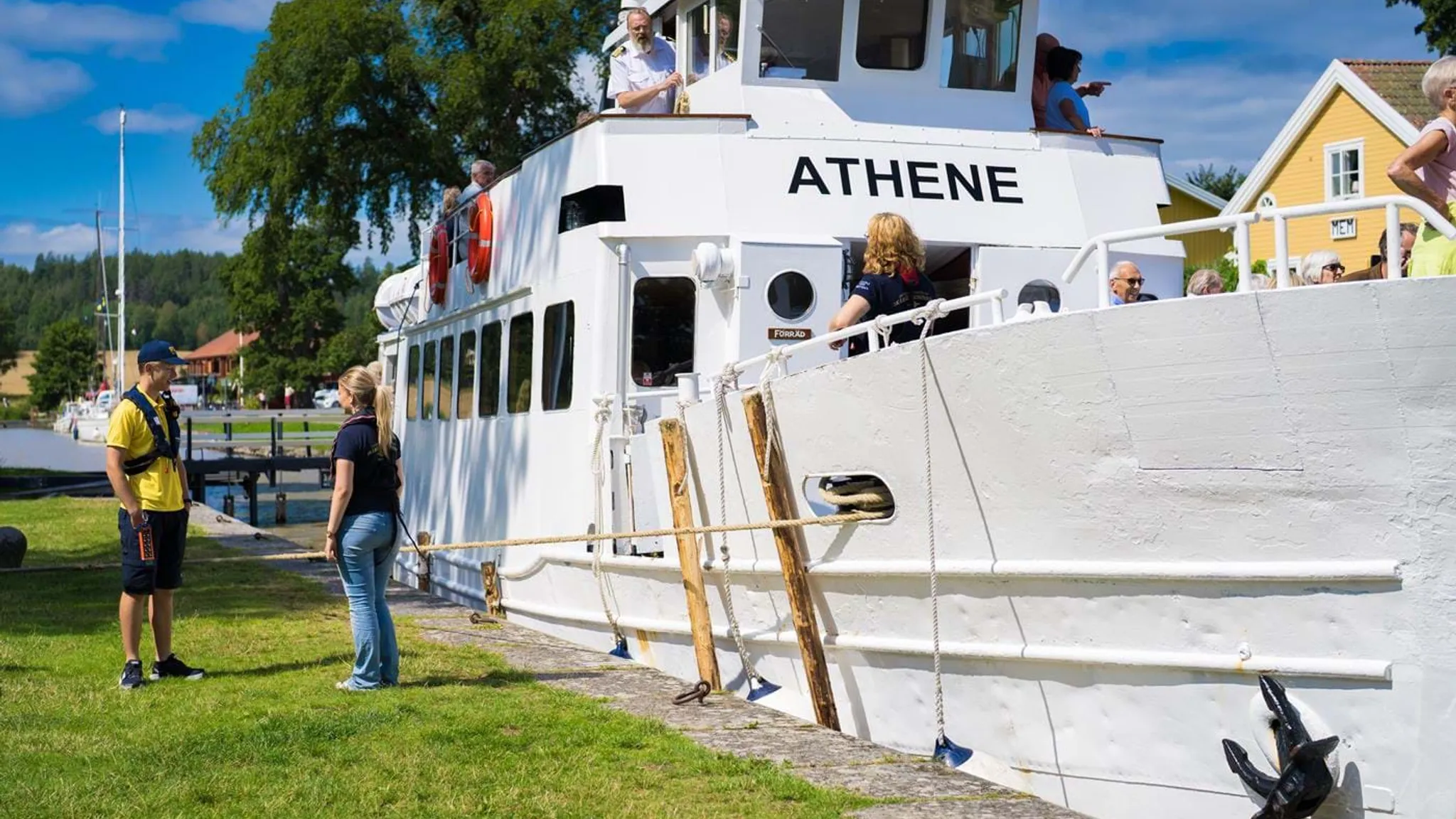 Lilla slussturen - Båttur på Göta kanal