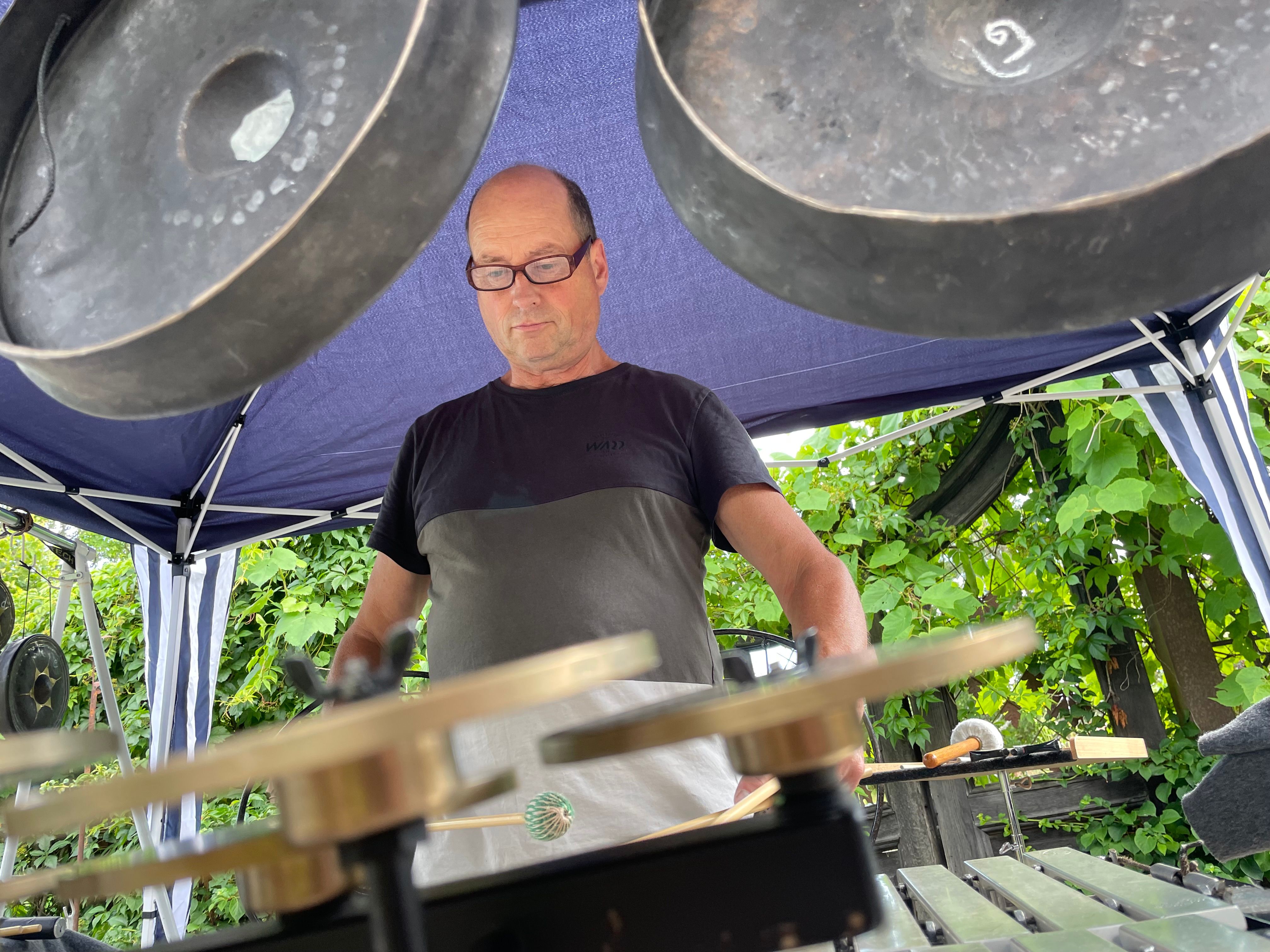 Mindfulness-musik framförd av Anders Dahlsted