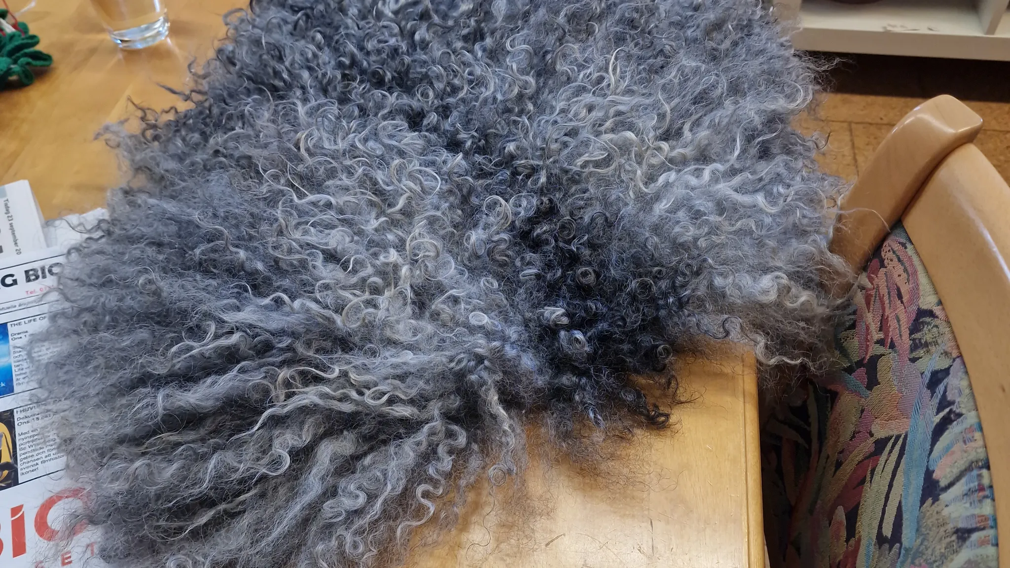 Workshop: Sy hönor i fårskinn – för hand!