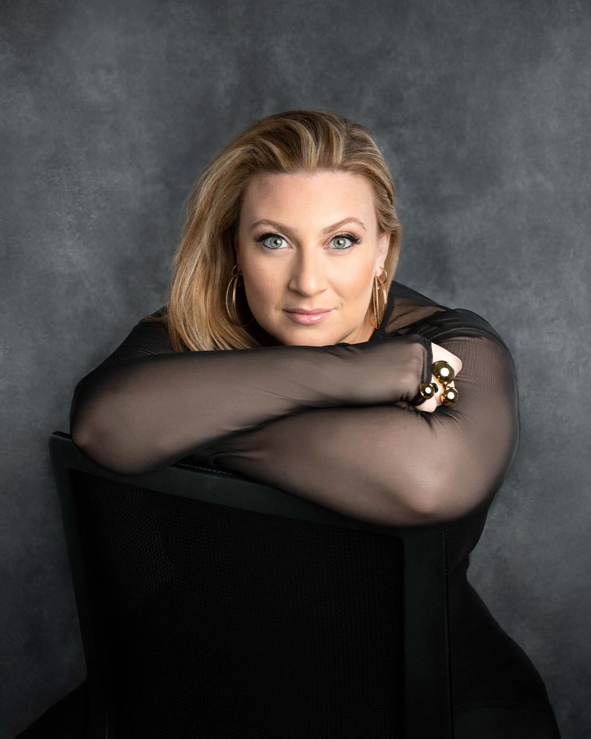 Musik på Brunnen - Sarah Dawn Finer 